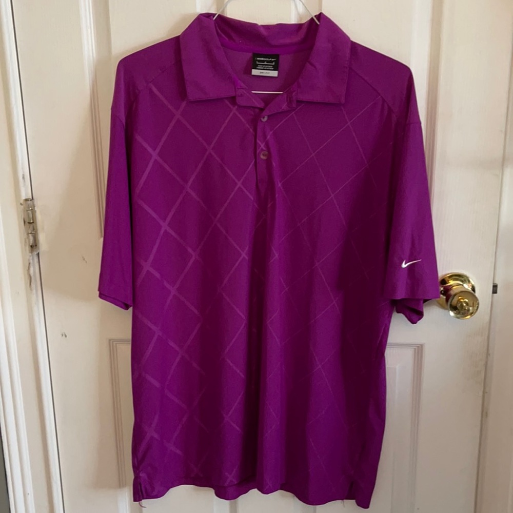 Men’s Nike golf shirt
